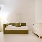 公寓 Center Luxury - Duomo 5 Min - Wifi
