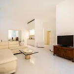 Center Luxury - Duomo 5 Min - Wifi 公寓 *