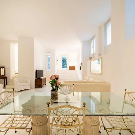 Center Luxury - Duomo 5 Min - Wifi