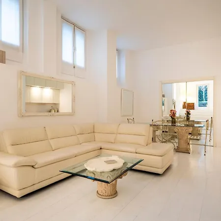 Center Luxury - Duomo 5 Min - Wifi *