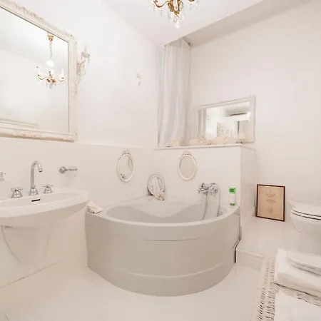 Apartmán Center Luxury - Duomo 5 Min - Wifi *
